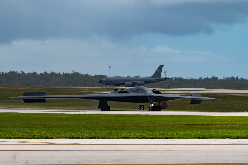 B-2 stealth bombers land in Guam for Valiant Shield 24