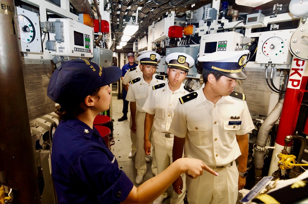 U.S. Coast Guard hosts Japanese Coast Guard Training Ship Kojima