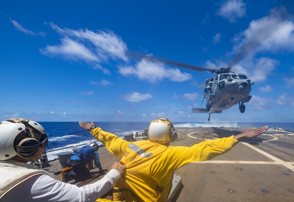 Commander, Task Force 70 / Carrier Strike Group 5 Visits DDG 115