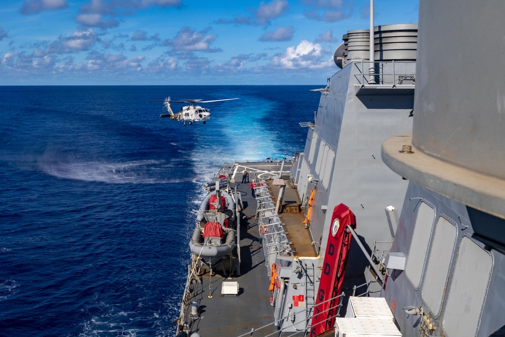 USS Higgins (DDG 76) Conducts Flight Operations with the JS Izumo