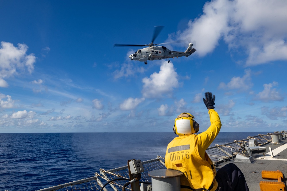 USS Higgins (DDG 76) Conducts Flight Operations with the JS Izumo (DDH 183)