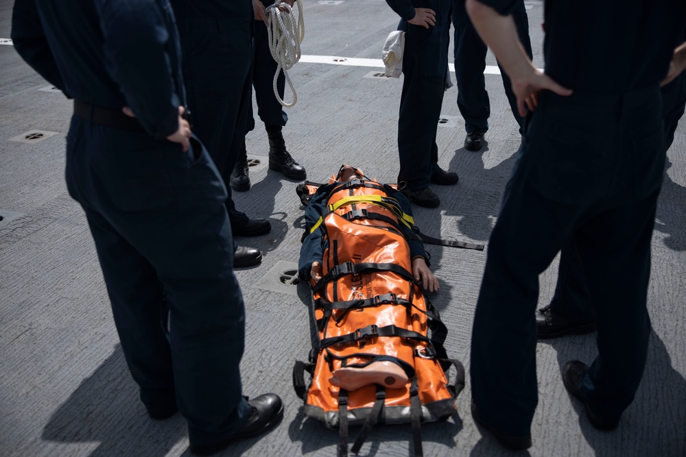 Mass casualty evacuation training aboard USS Mount Whitney (LCC 20)