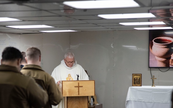 Roman Catholic Mass aboard USS Mount Whitney (LCC 20)
