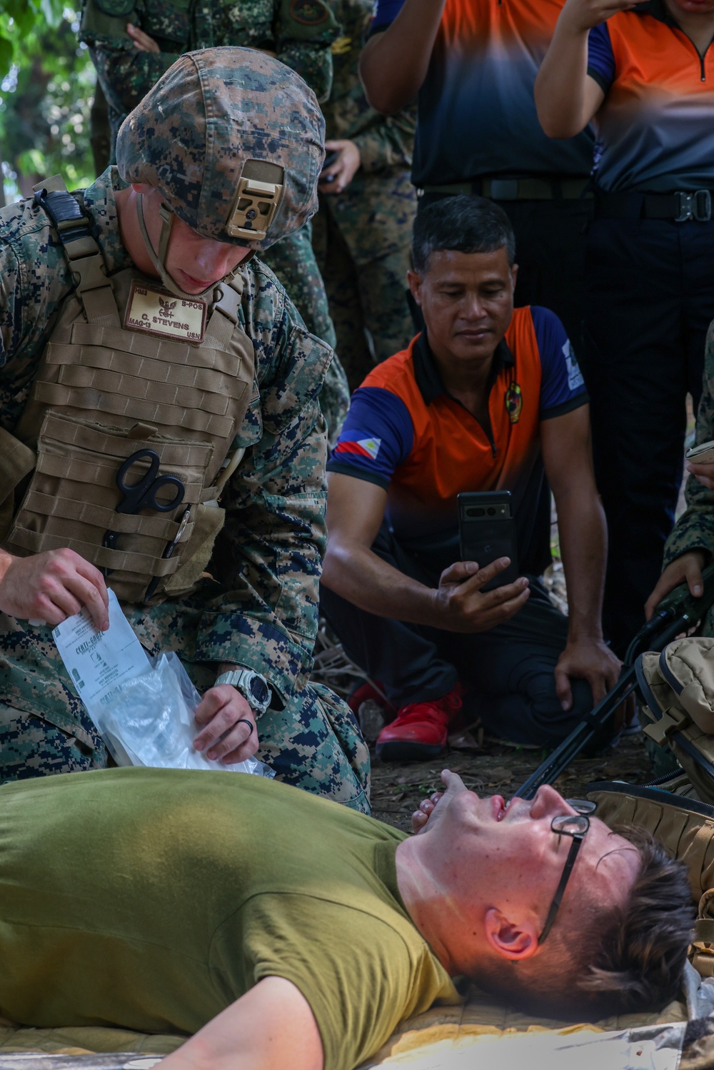 MAG-13 and Philippine service members conduct Valkyrie blood transfusion demonstration and TCCC training