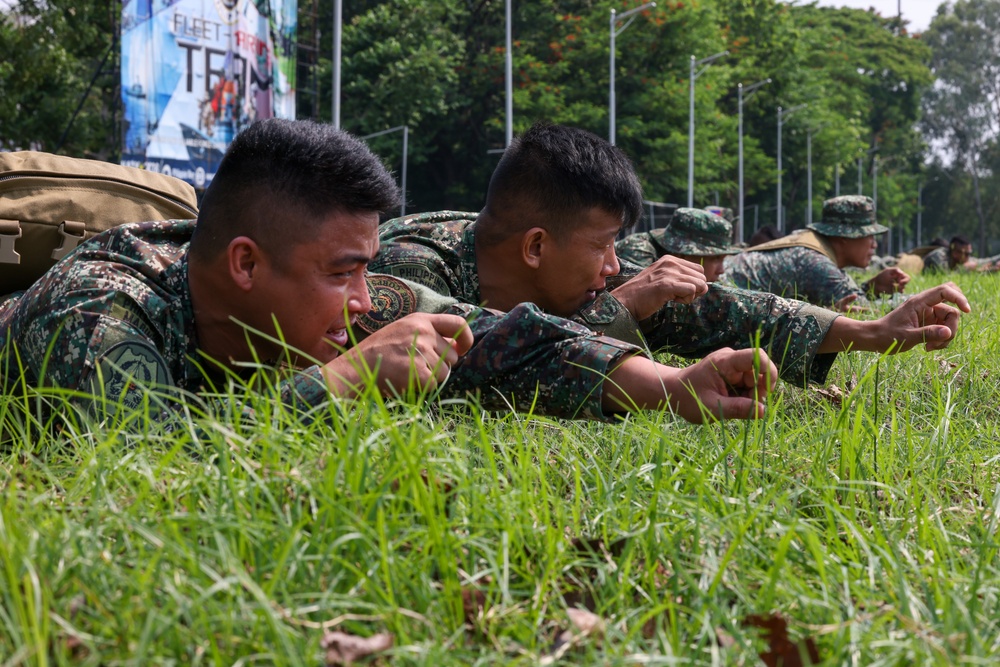 MAG-13 and Philippine service members conduct Valkyrie blood transfusion demonstration and TCCC training