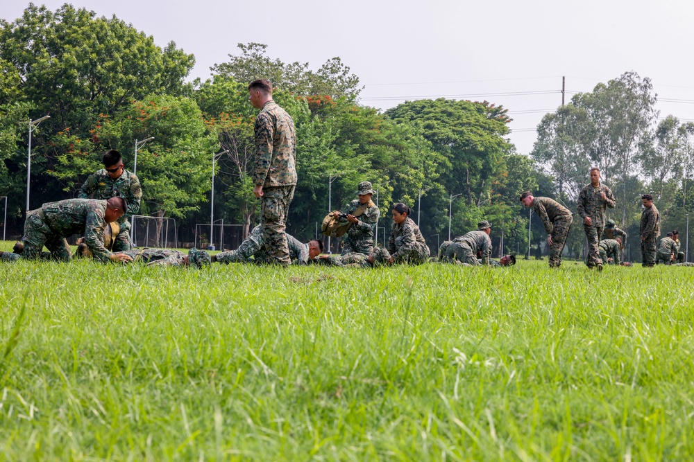 MAG-13 and Philippine service members conduct Valkyrie blood transfusion demonstration and TCCC training