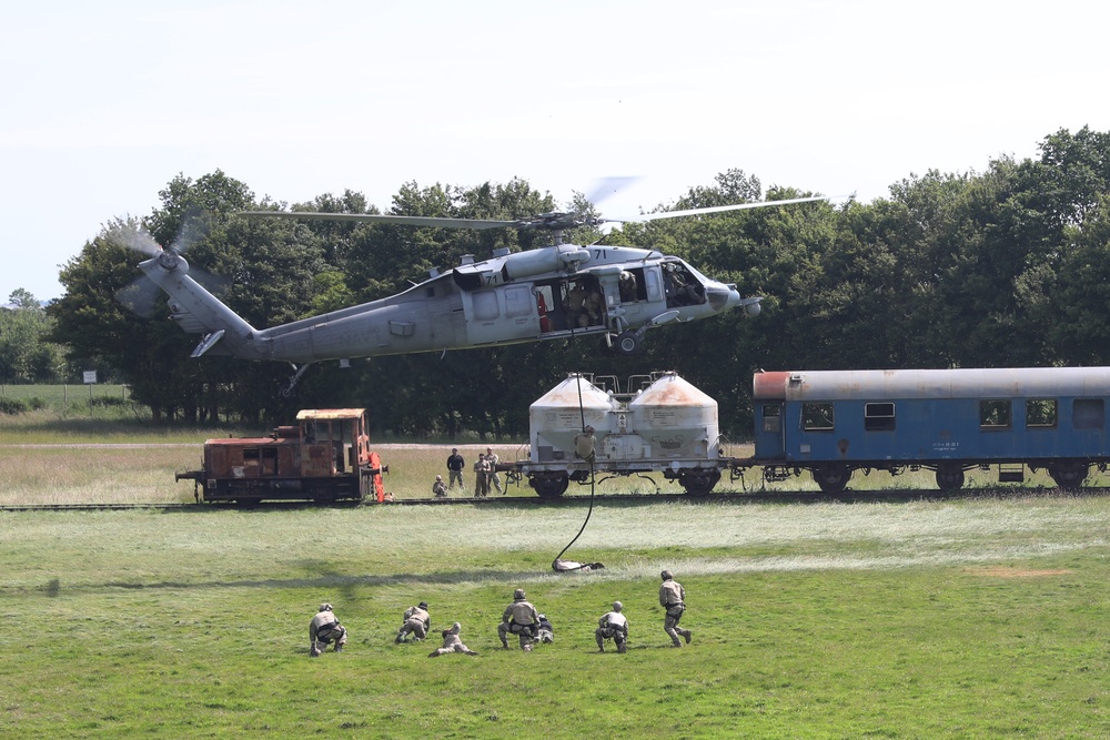 BALTOPS24 EODGRU 2 and HSC 21 Fast Rope