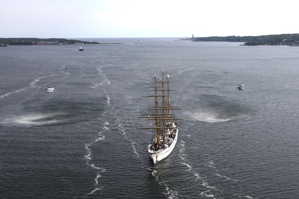 BALTOPS24 HSC 21, German HN90, and Gorch Fock PASSEX