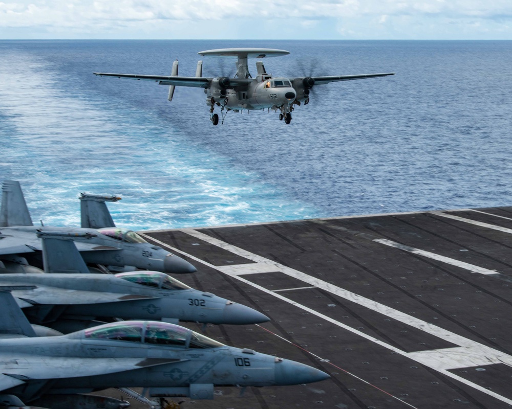 DVIDS - Images - USS Ronald Reagan (CVN 76) conducts flight operations ...