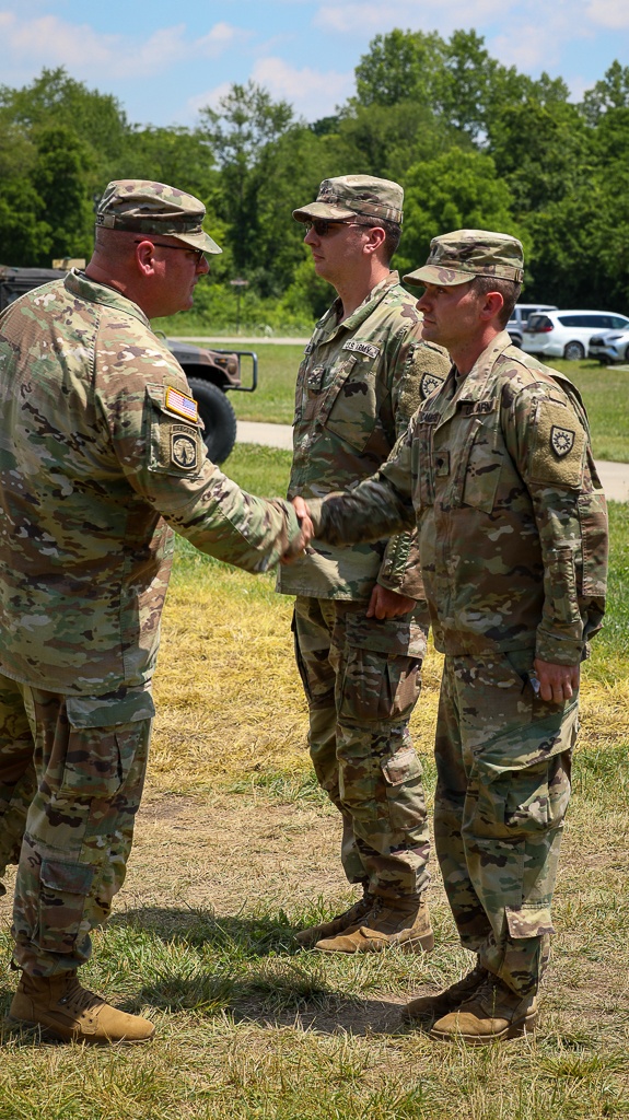 Kentucky’s 149th Signal Company Soldiers Awarded during Warfighter 24-4