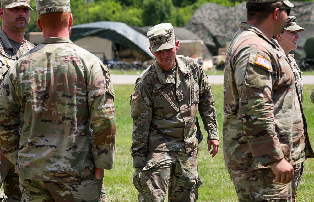 Kentucky’s 149th Signal Company Soldiers Awarded during Warfighter 24-4