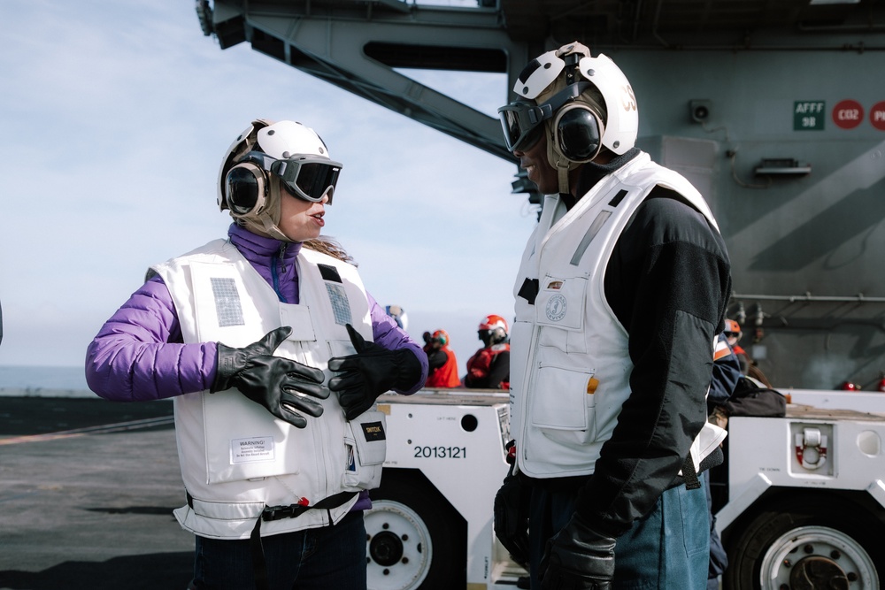 USS George Washington hosts the official Chilean party