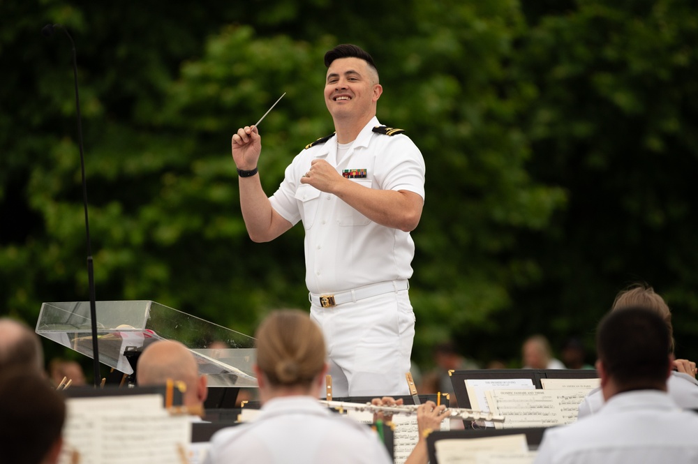 U.S. Navy Band performs on the west steps of the Capitol building