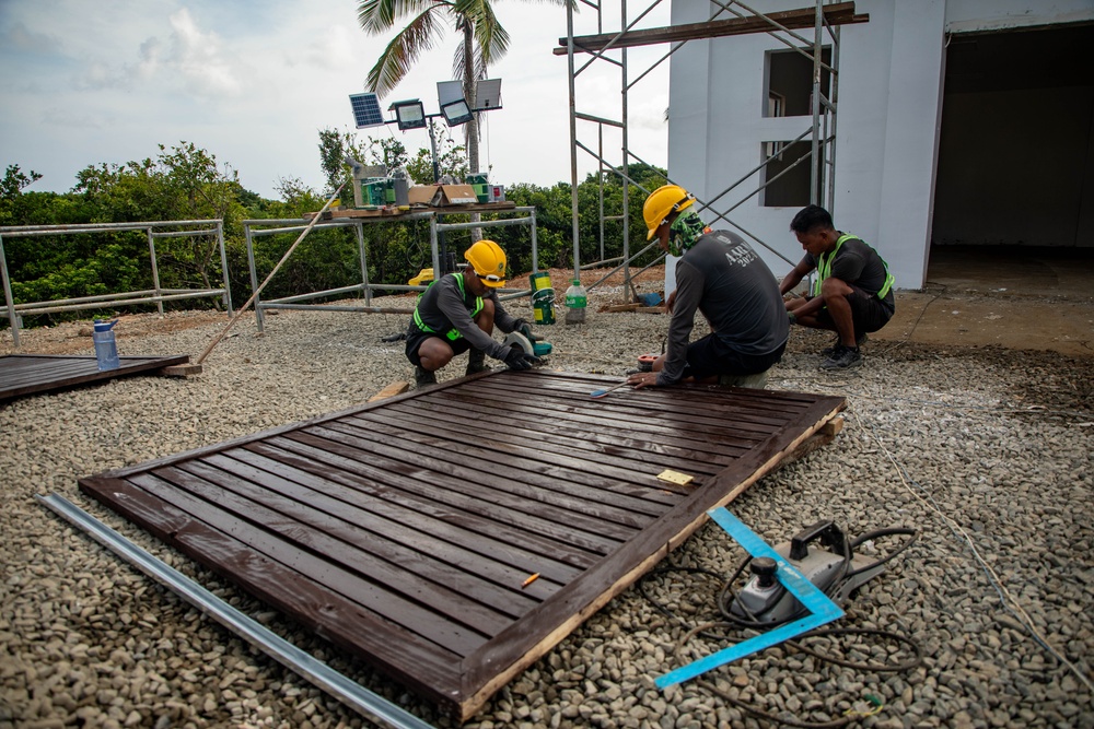 84th Engineer Battalion put finishing touch on warehouse in Itbayat