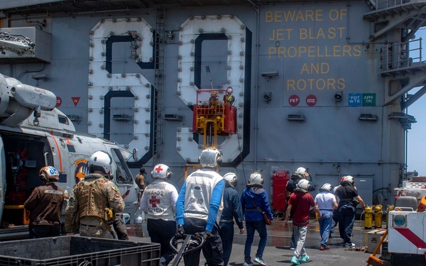 USS Dwight D. Eisenhower Render Assistance to Distressed Mariners