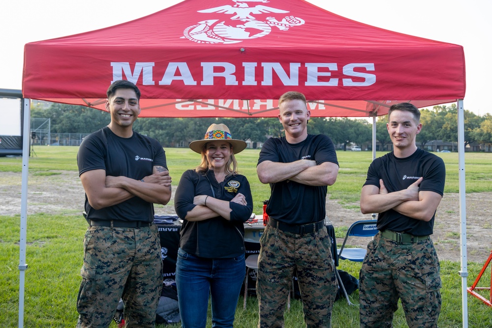 RS Houston attends Super Movie Night