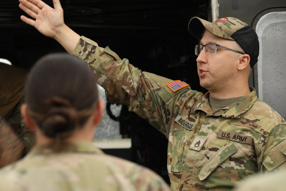 278th Armored Cavalry Regiment lifts off with hoist MedEvac training