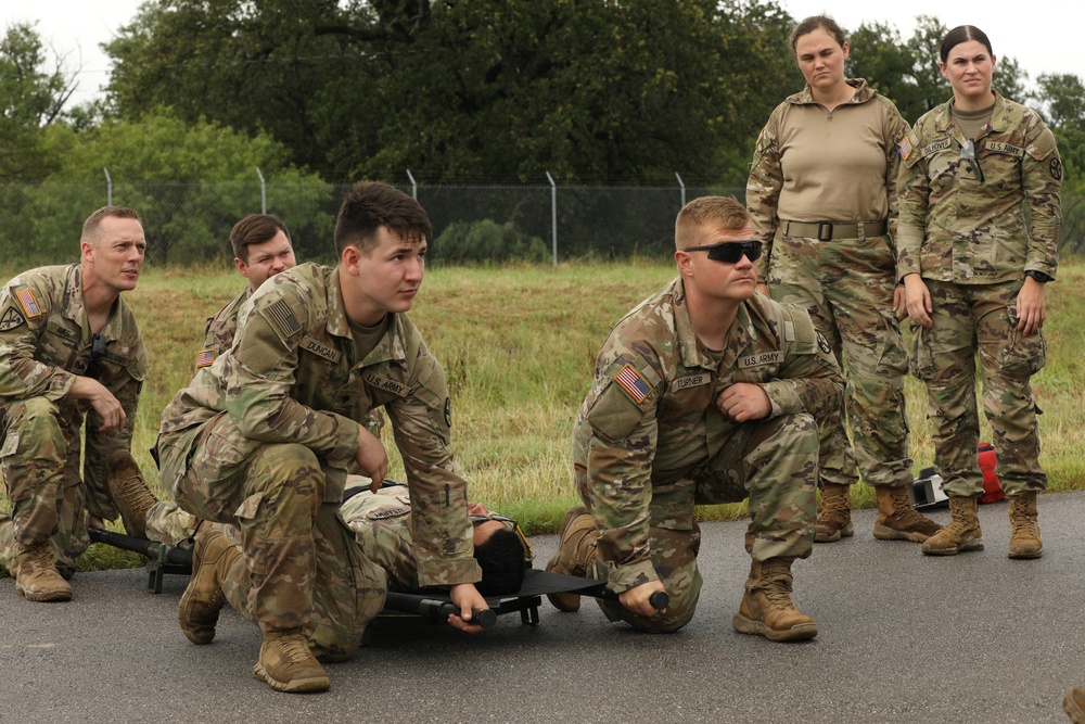 278th Armored Cavalry Regiment lifts off with hoist MedEvac training