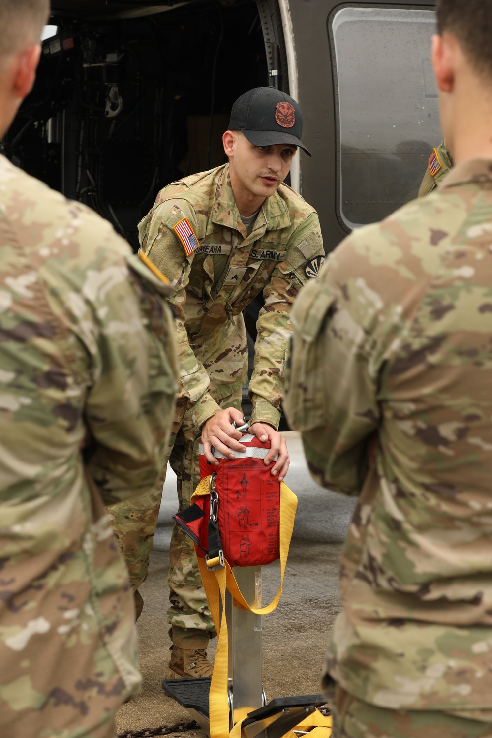 278th Armored Cavalry Regiment lifts off with hoist MedEvac training