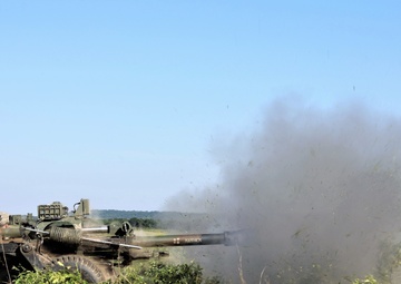 Arkansas Guardsmen Fire Howitzer Artillery Guns