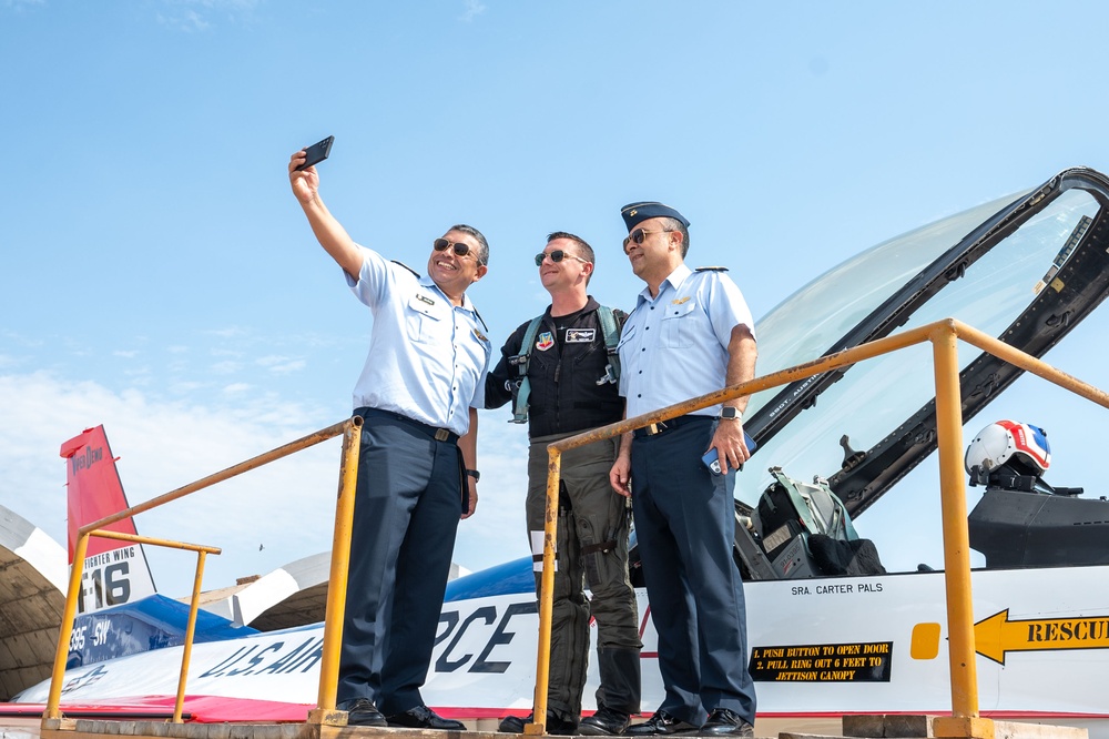 F-16 Viper Demonstration Team welcomes Peruvian, U.S. delegation at Festival Aereo Chiclayo