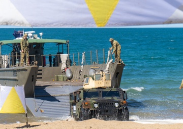 MRF-D 24.3 U.S. Marines, Sailors, ADF concludes amphibious operations during WADER aboard HMAS Adelaide