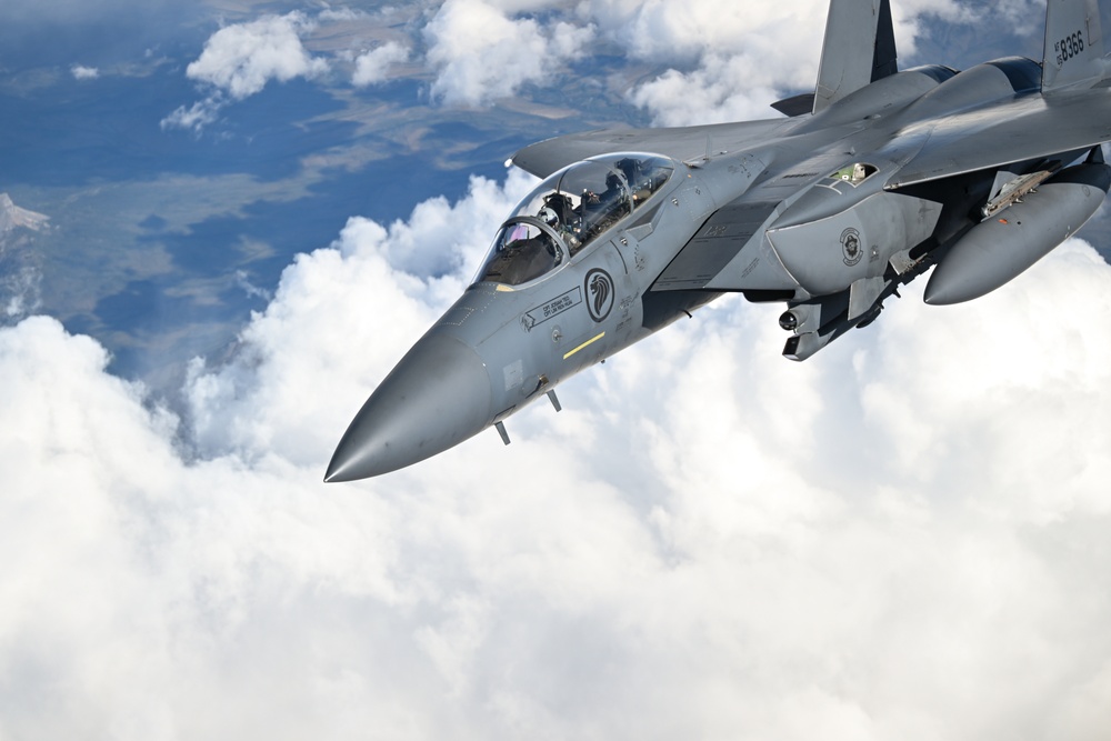 F-15SG refuels during RED FLAG-Alaska 24-2