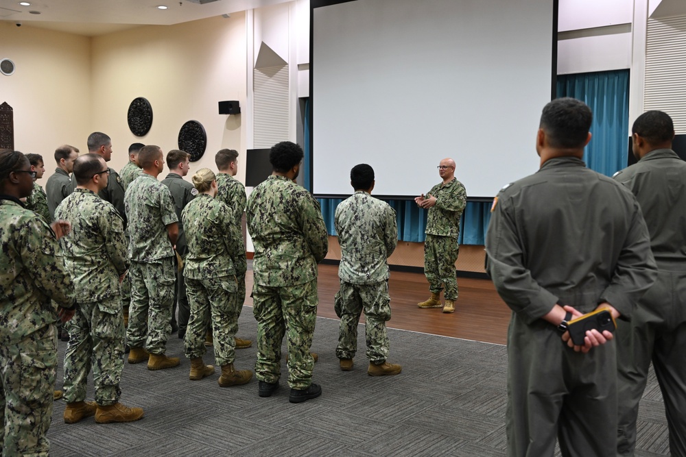 Commander, U.S. Naval Forces Japan Hosts All-Hands Call at Camp Shields