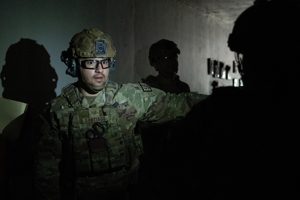 156th SFS Shoot Move, and Communicate &amp; Close Quarters Battle Training