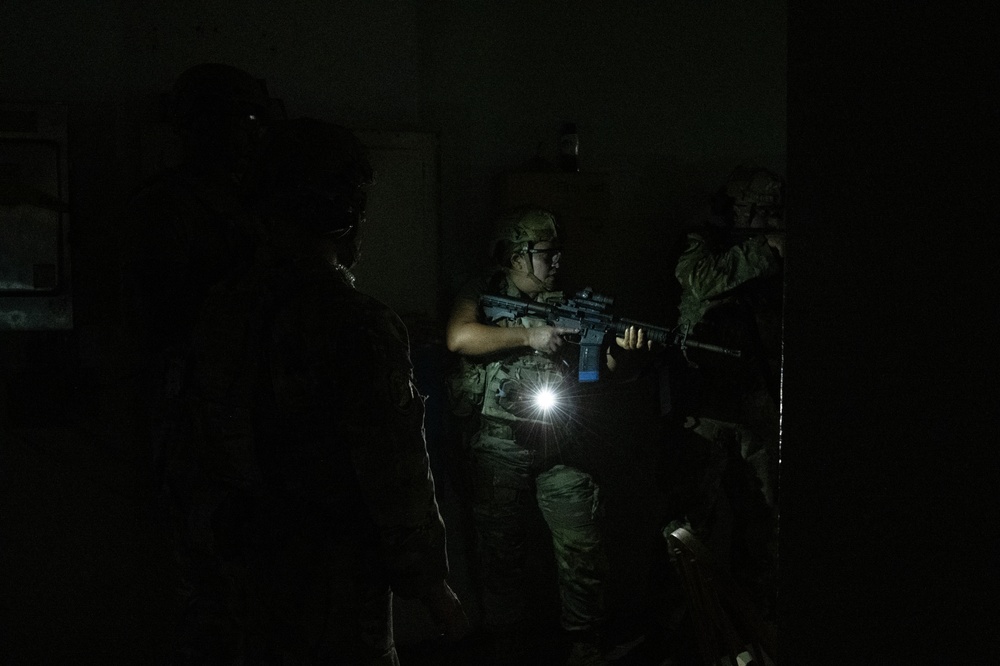 156th SFS Shoot Move, and Communicate &amp; Close Quarters Battle Training
