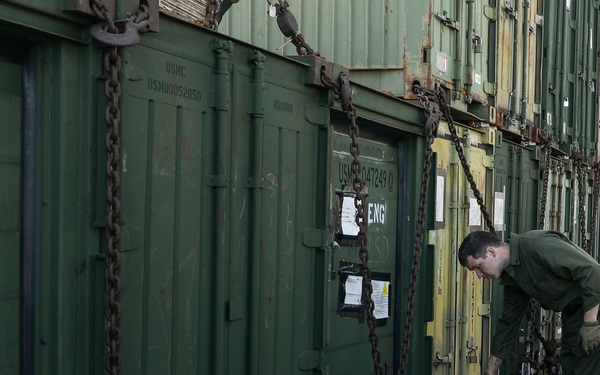 24th MEU (SOC) Performs Routine Vehicle Maintenance Aboard USS Oak Hill (LSD 51)