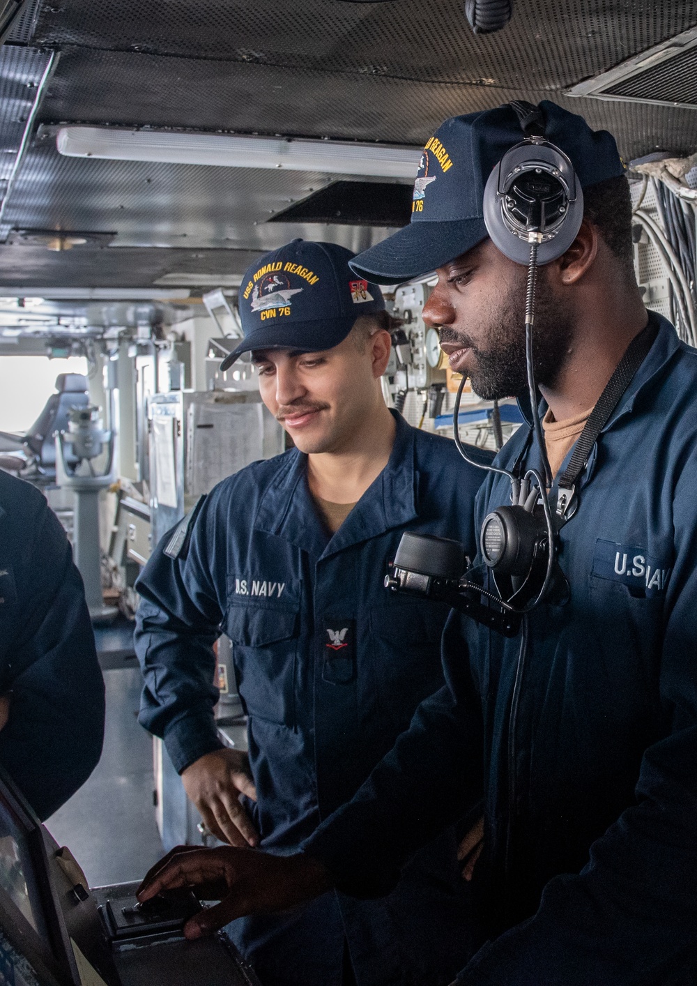 USS Ronald Reagan (CVN 76) Sailors stand watch in the pilot house in support of  Valiant Shield 2024