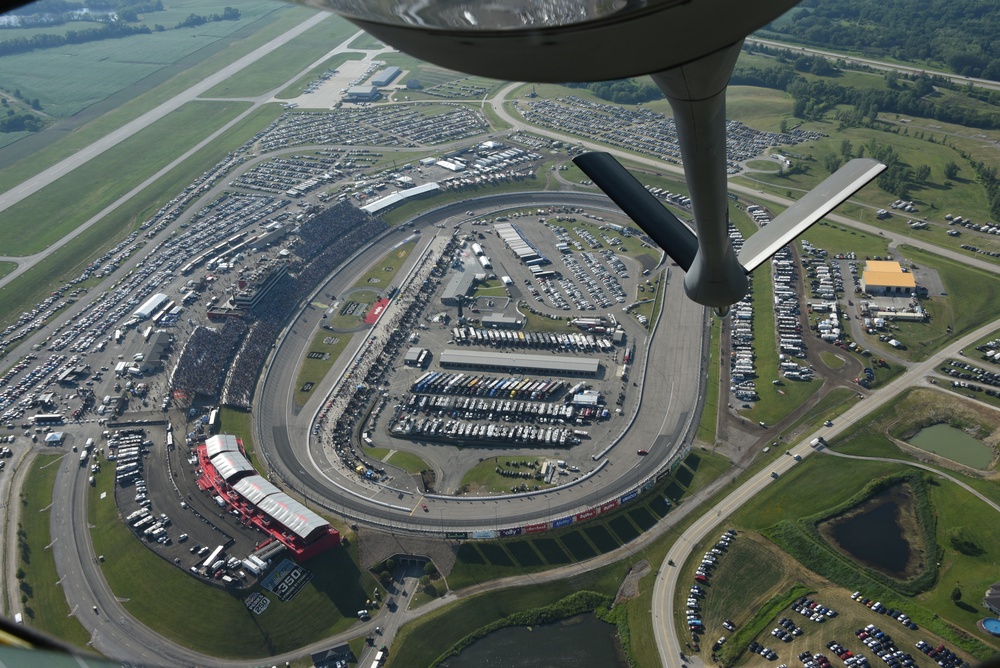 Iowa ANG KC-135 perfoms NASCAR Iowa Corn 350 flyover