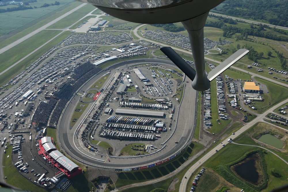 Iowa ANG KC-135 perfoms NASCAR Iowa Corn 350 flyover