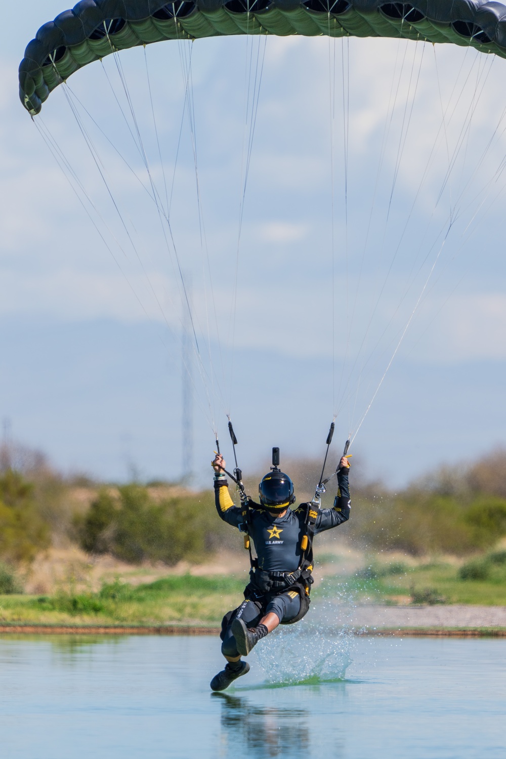 Soldiers from Army Golden Knights train in advanced parachuting discipline