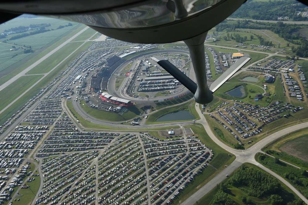 Iowa ANG KC-135 perfoms NASCAR Iowa Corn 350 flyover