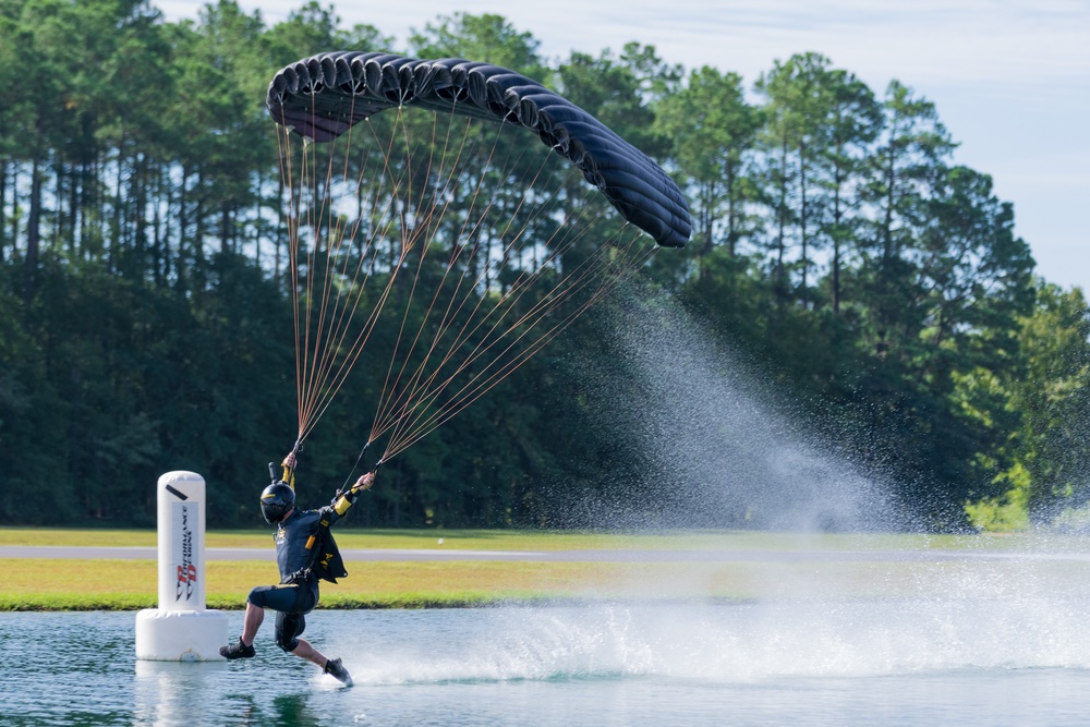 Soldiers from Army Golden Knights train in advanced parachuting discipline