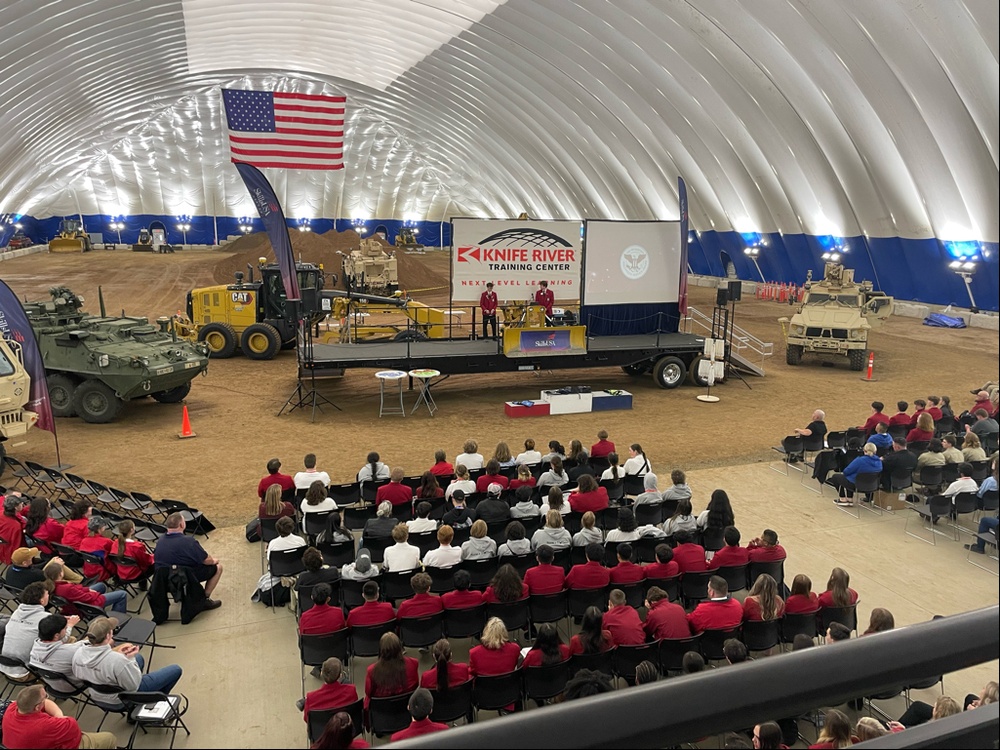 Oregon National Guard builds on partnership with SkillsUSA