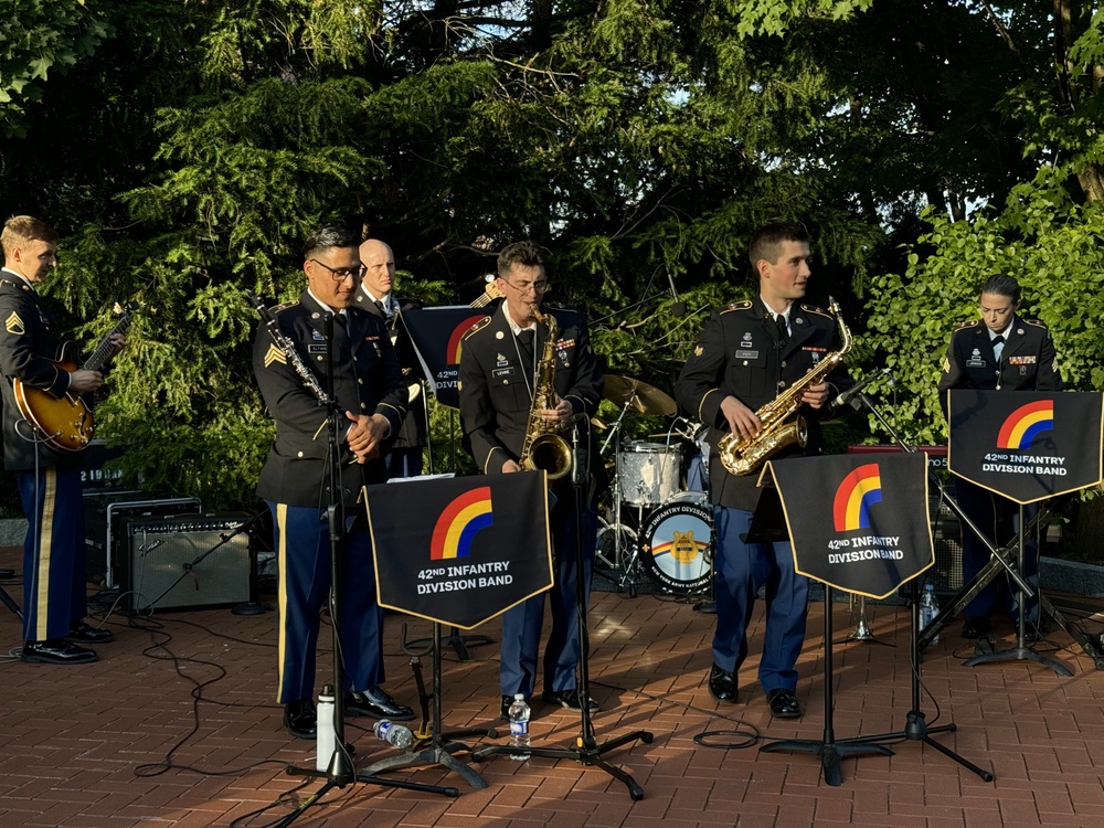 42nd Infantry Division Band plays for Dutch royals