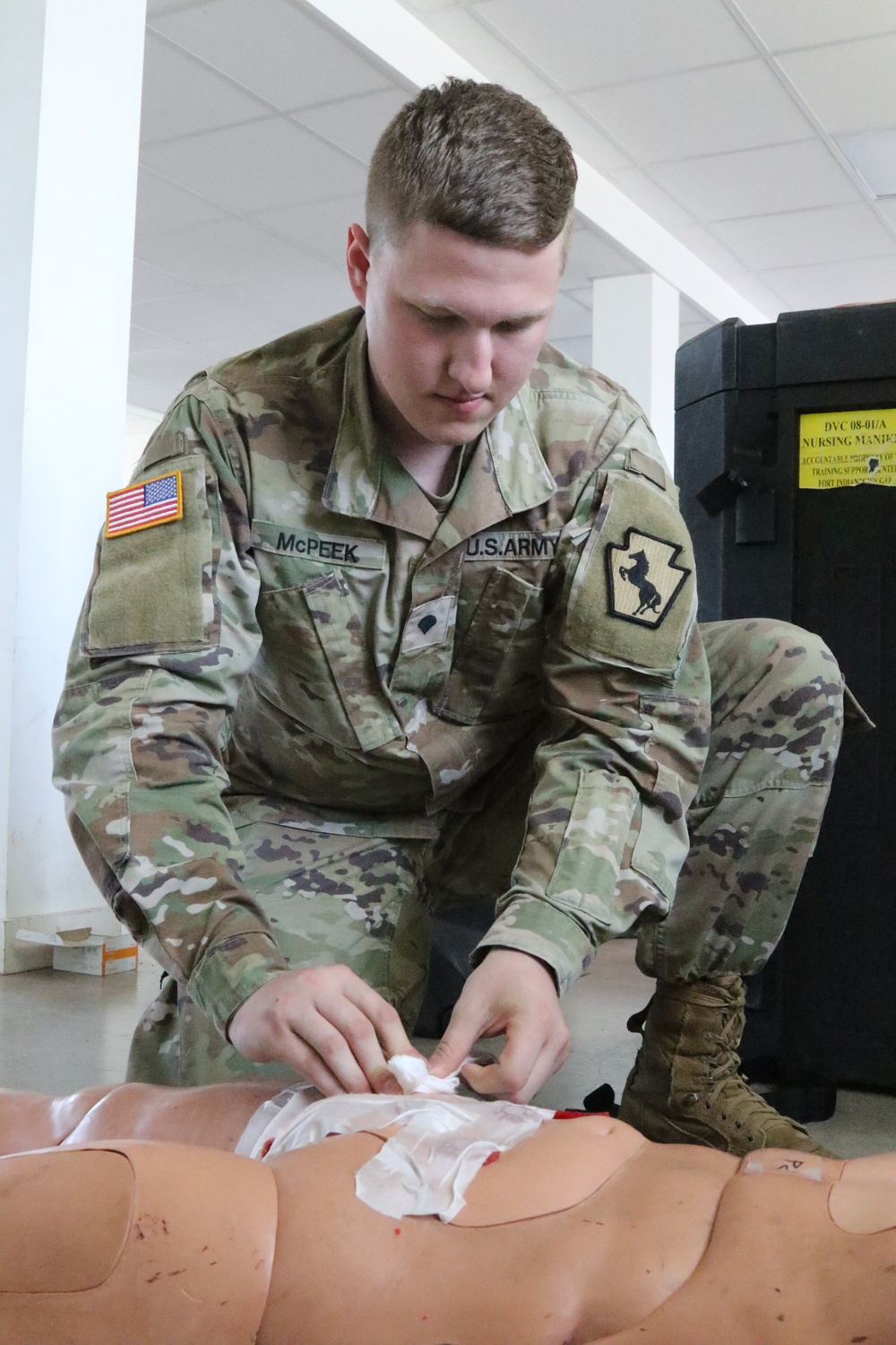 Combat lifesaver course improves medical capabilities