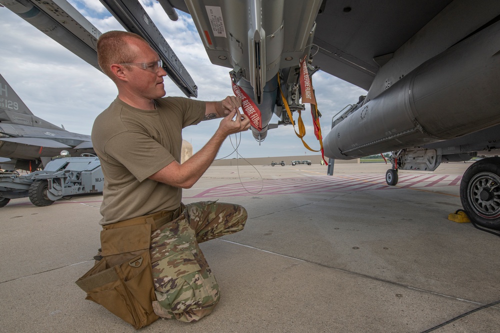 180FW Weapons Training