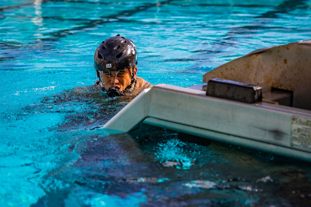 HIARNG Aviation Increases Water Survivability with SWET Training