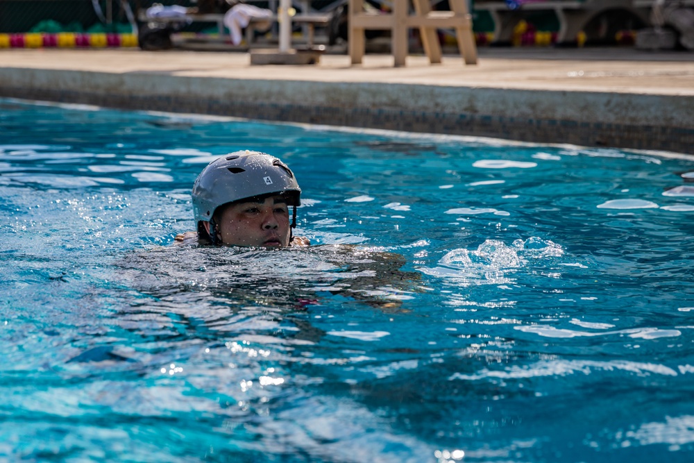 HIARNG Aviation Increases Water Survivability with SWET Training