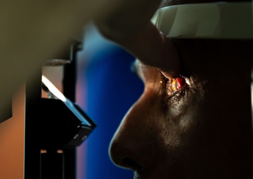 346th EOMRS Ophthalmologists conduct cataract surgery for 30 patients during RS24