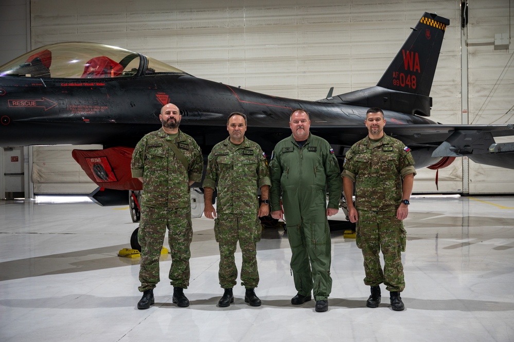 Slovak Air Force commander visits Nellis AFB