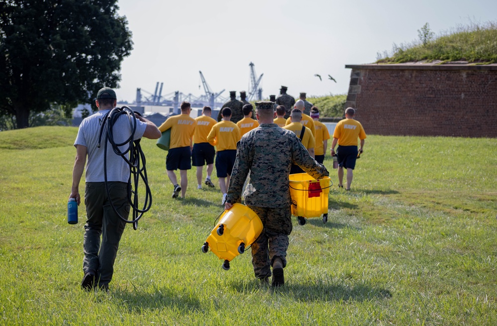Fort McHenry Clean Up During MDFW2024