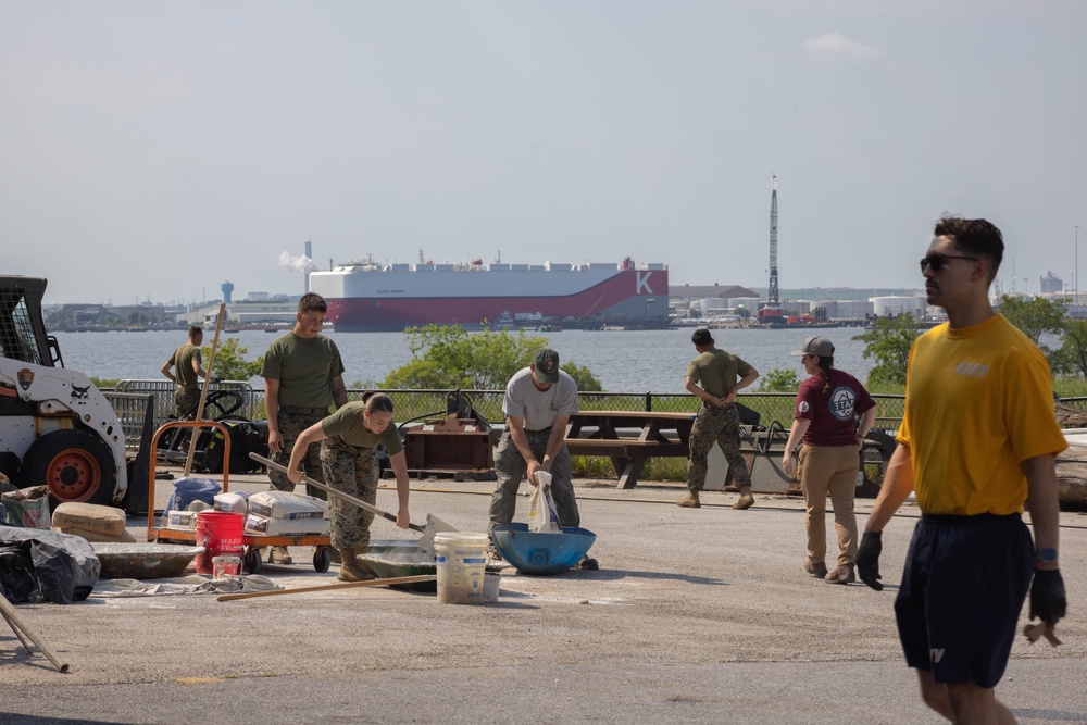 Fort McHenry Clean Up During MDFW2024