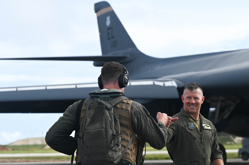 DVIDS - Images - 37th Expeditionary Bomb Squadron B-1B Lancers Perform ...