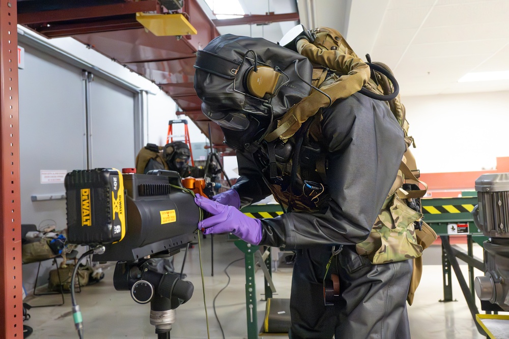 An EOD Technician Prepares to Neutralized an Improvised Explosive Device