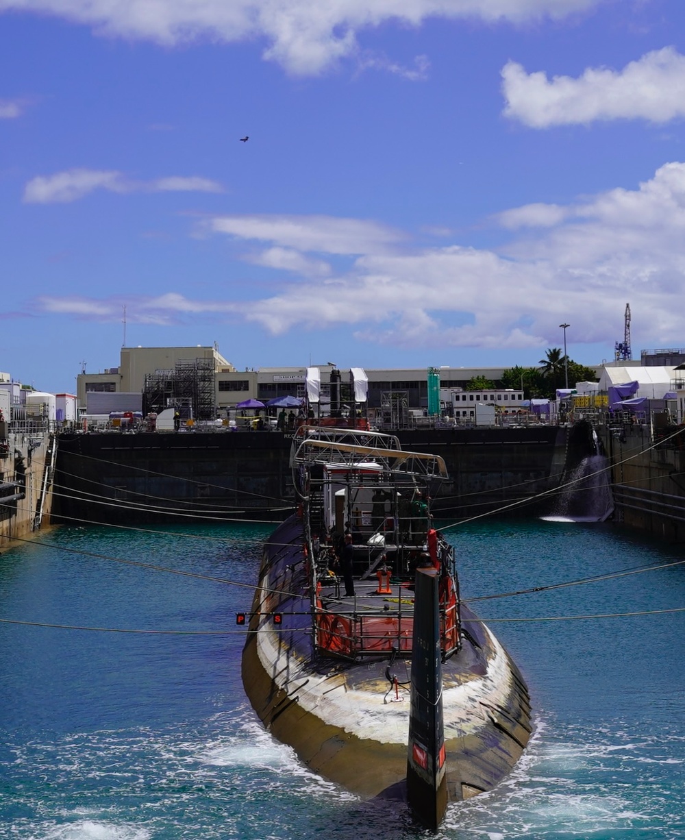 USS Colorado Enters Pearl Harbor Dry Dock